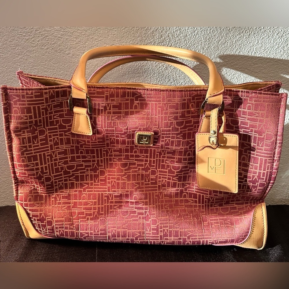 DVF Studio Weekender Bag Tote Luggage Diane Von Furstenberg Overnight bag